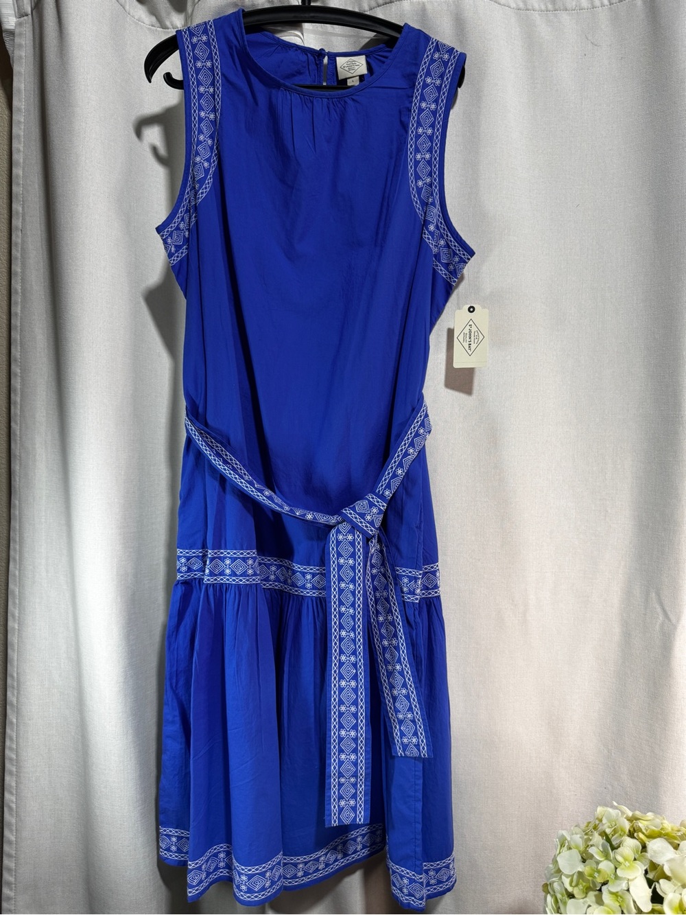St. John's Bay Women's Dress L Blue/White Solid Sleeveless Belted Embroidered